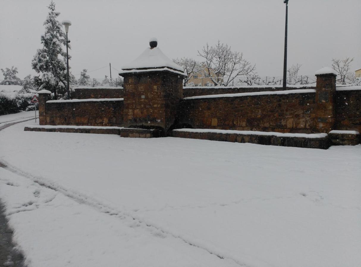 Estudios Casa Lola De Talarn Zewnętrze zdjęcie