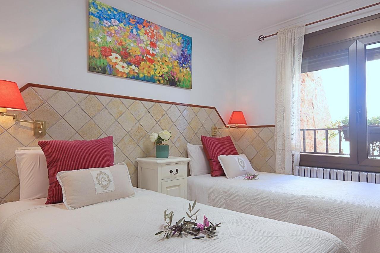 Estudios Casa Lola De Talarn Zewnętrze zdjęcie